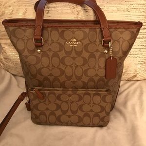 BNWOT Light Brown Coach Purse and Wallet Set